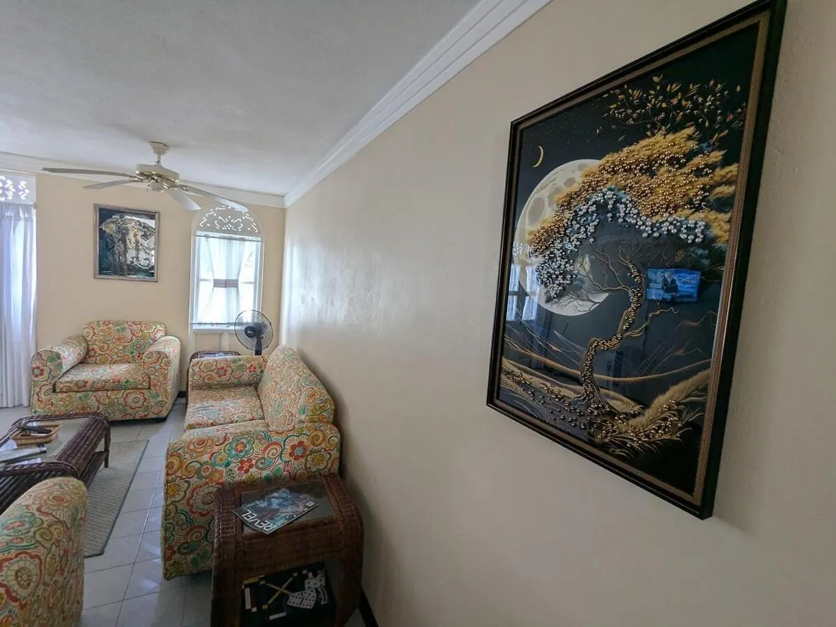 Sojo'S Sandy Toes Santuary Runaway Bay Apartment